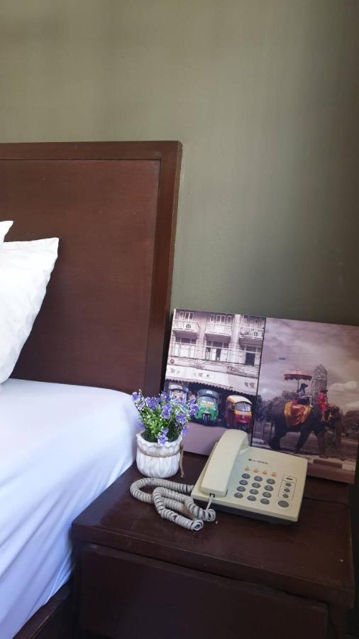 Hotel Zen Sukhumvit33 Bangkok Exteriér fotografie